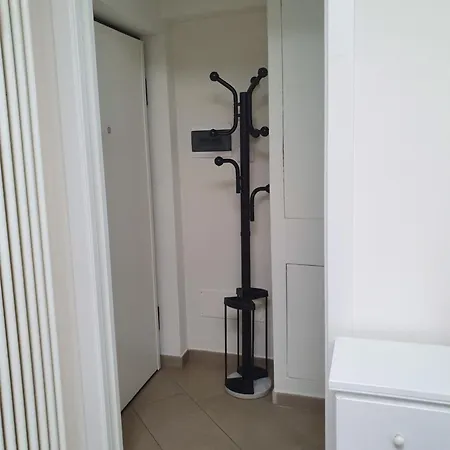 Alfieri Grey Apartamento